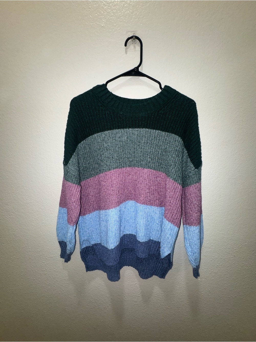 American Eagle Black, Gray, Purple and Blue Sweater
